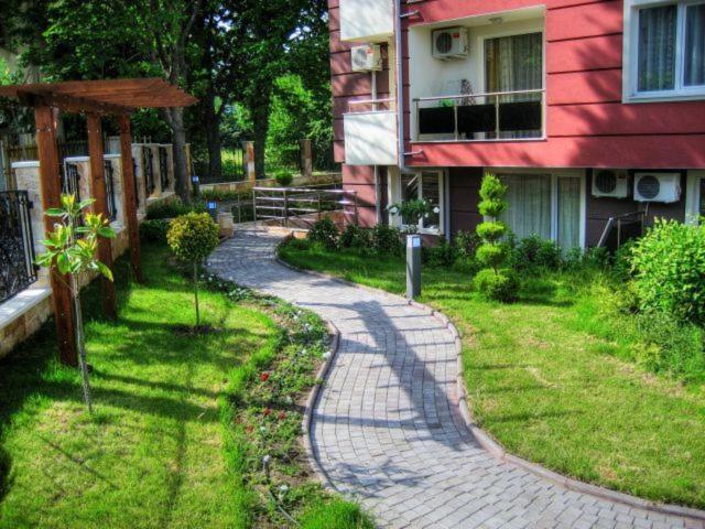 Allia Apartments Ravda Eksteriør billede